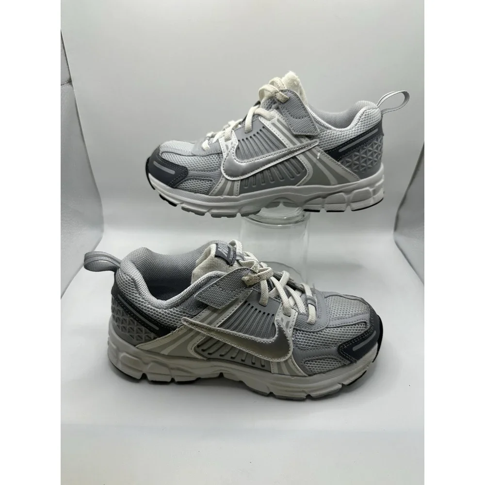 Nike Vomero 5 Grey And White Kids 2.5
